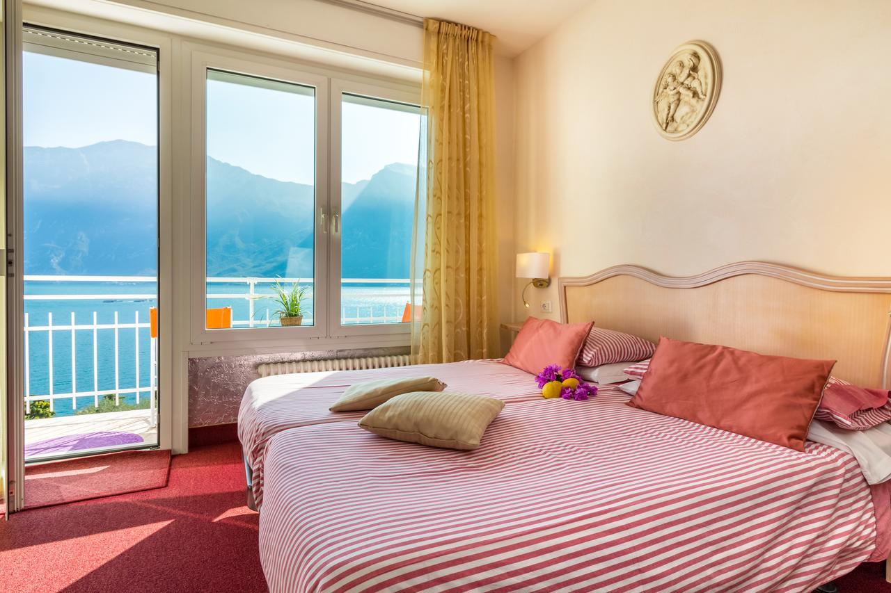 Riviera Panoramic Hotel 3*