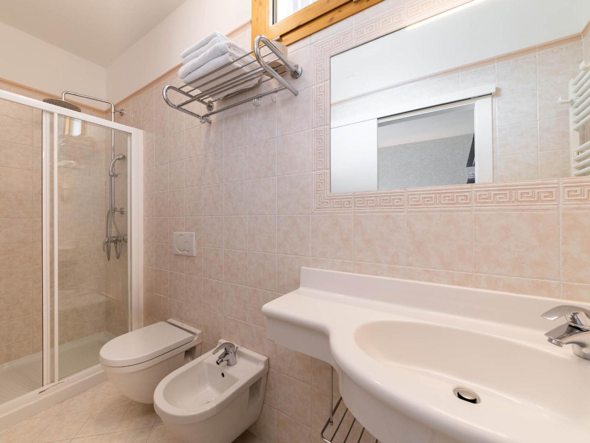 Riviera Hotel Limone sul Garda