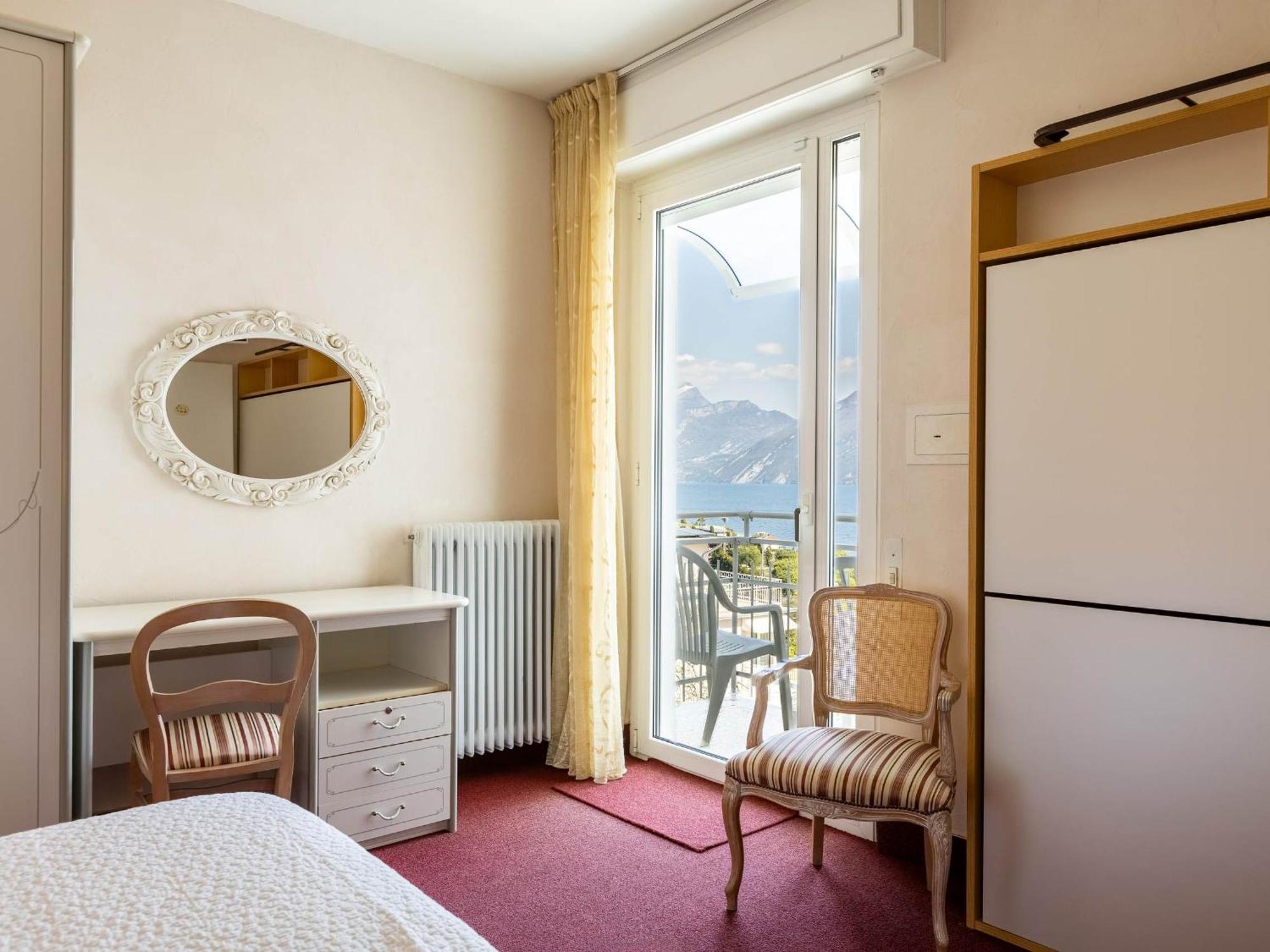 Hotel Riviera 3*