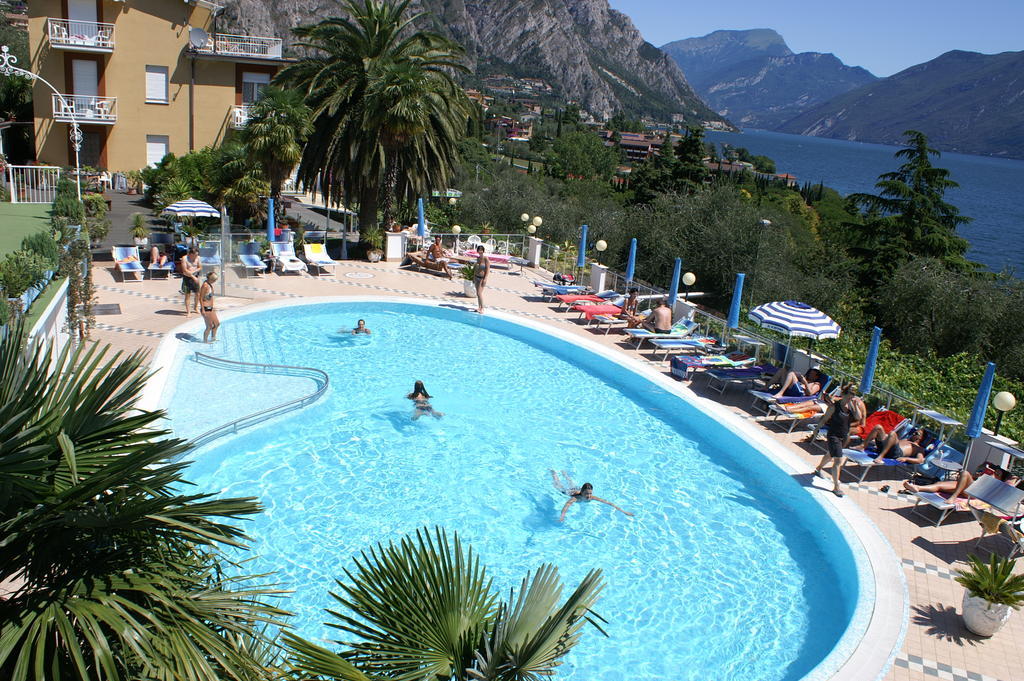 Riviera 3*